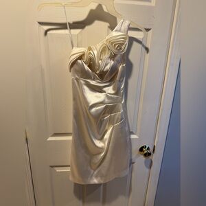 Hailey Logan by Adrianna Papell Cream / White One-Shoulder Dress